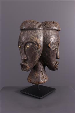Arte tribal africano - cabeza de colmillo