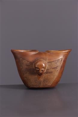 Arte tribal africano - Yaka cup